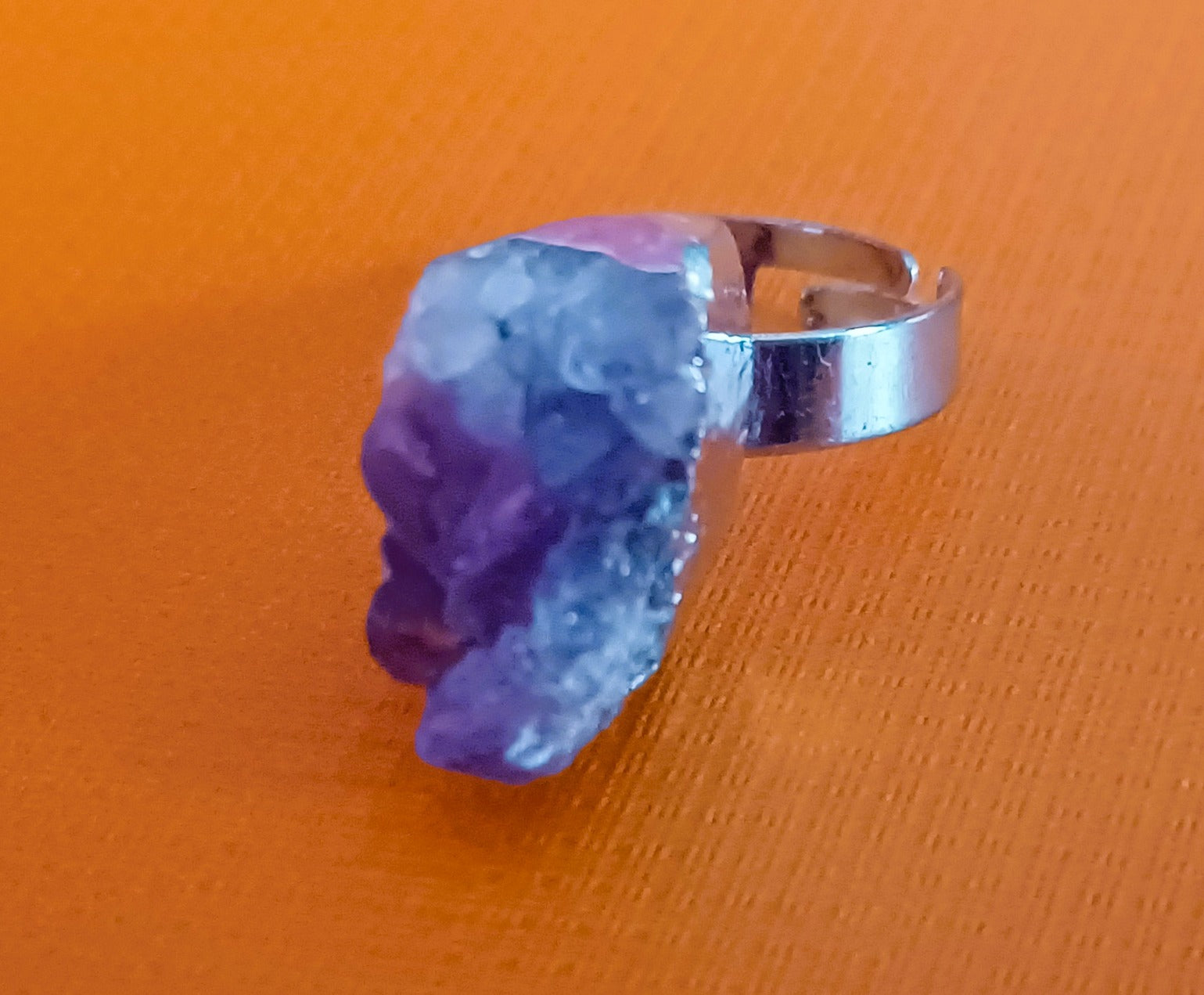 Anel Talismã 'Coroa de Ametista' em Pedra Bruta – Transmutação e Proteção | 432 Hz