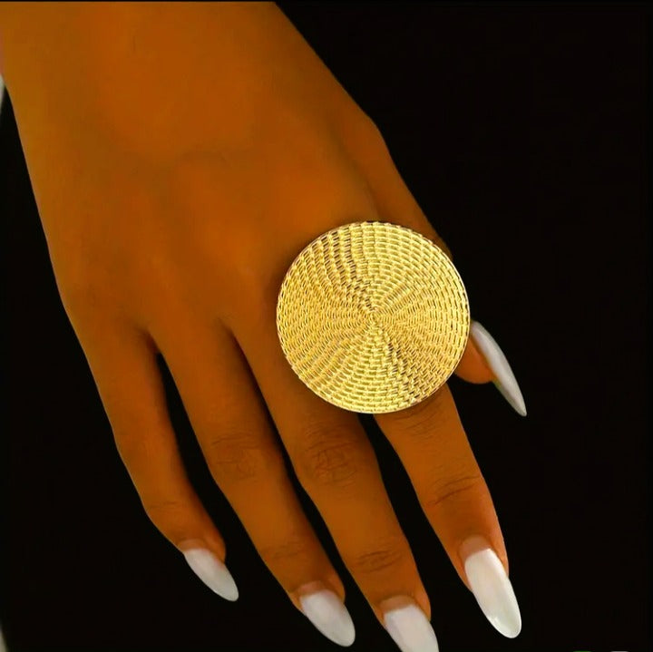 Anel Statement Magnificência 'Magma Solar' | Ouro Solar (432 Hz)