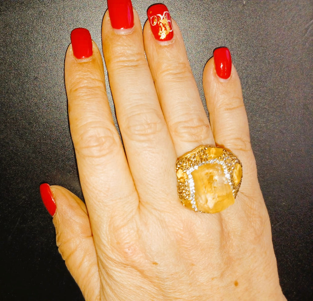 Anel Ajustável "Deusa Gaia" – Pedra Natural Bruta