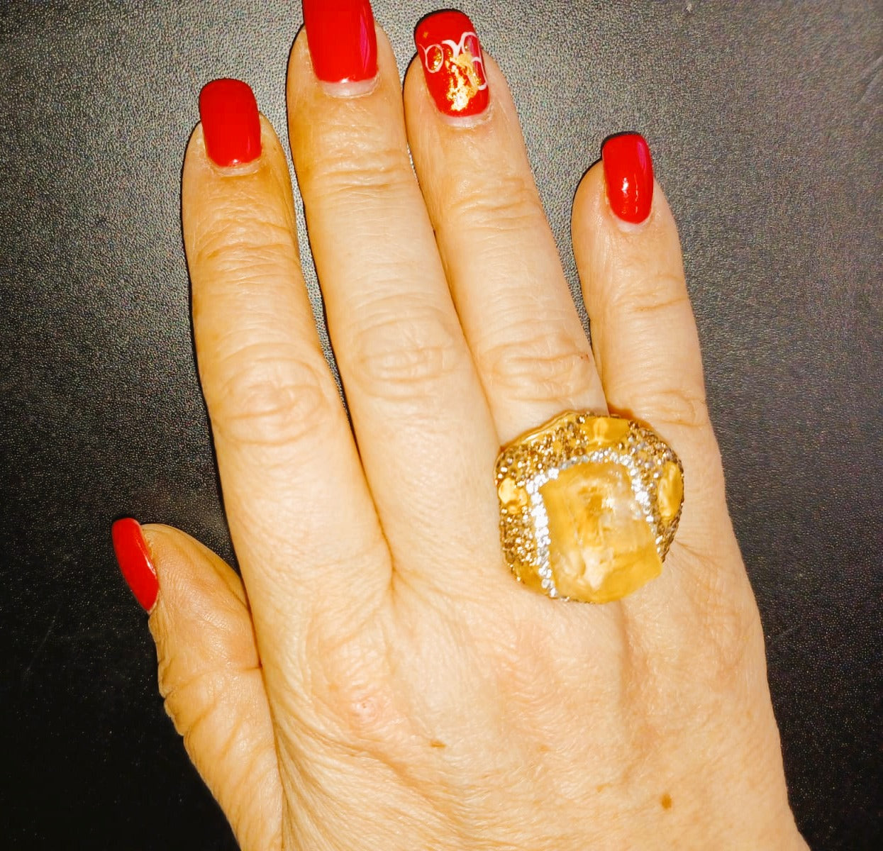 Anel Ajustável "Deusa Gaia" – Pedra Natural Bruta