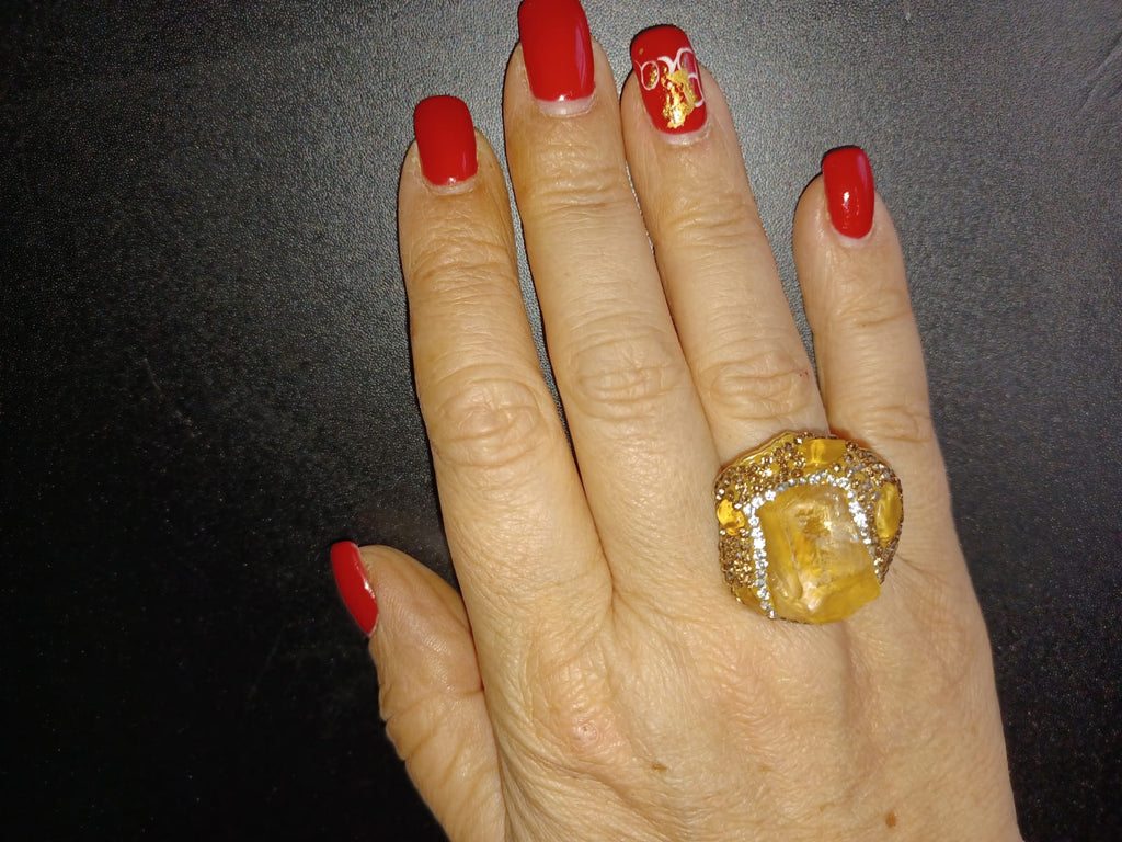 Anel Ajustável "Deusa Gaia" – Pedra Natural Bruta