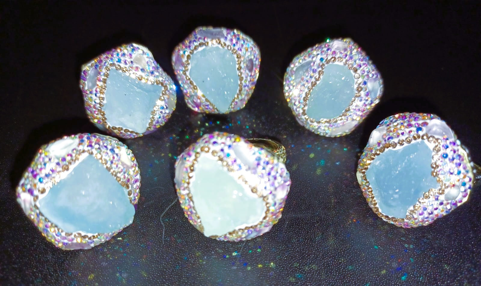 Anel Ajustável "Deusa Gaia" – Pedra Natural Bruta