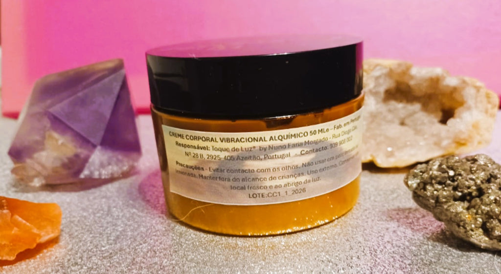 Creme Ritual Corporal 'Corpo da Guardiã' – Firmeza e Honra | Coleção Camélia Renascida (174 a 528 Hz)