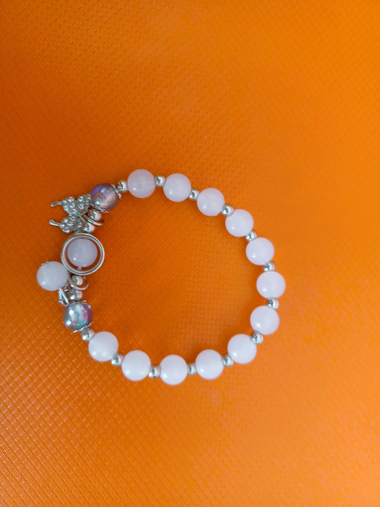 Pulseira Talismã 'Metamorfose Lunar' | Pedra da Lua Cinza & Borboleta Sagrada