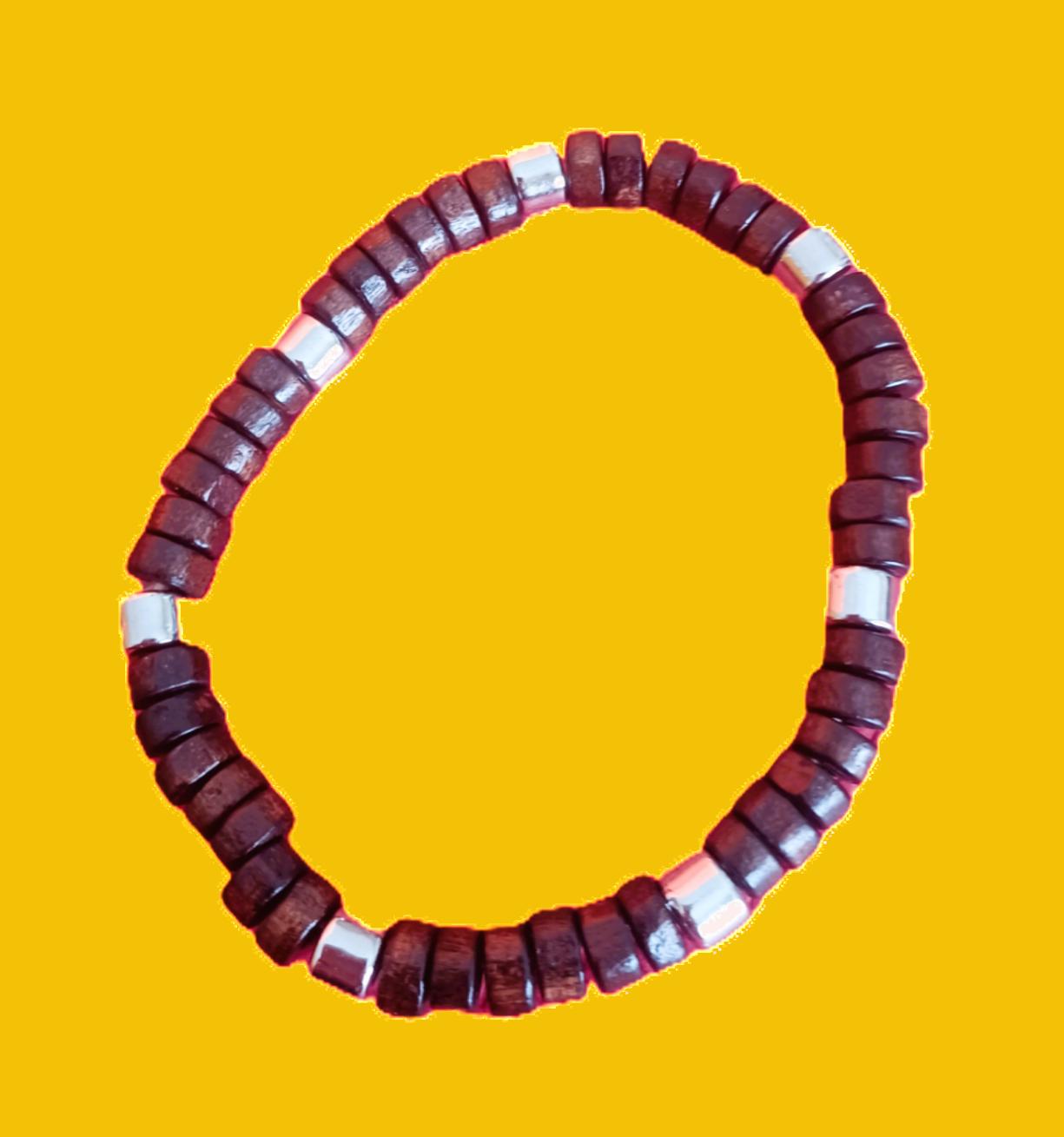 Pulseiras Tribais 'Mãe Terra' | Madeira & Detalhes Geométricos (Vendidas à Unidade)
