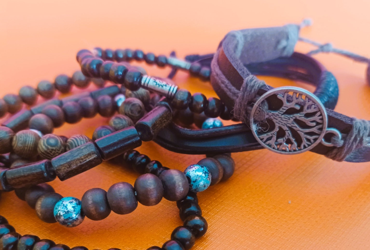 Pulseiras Tribais 'Raízes de Vida' | Couro, Madeira & Árvore da Vida (Vendidas à Unidade)
