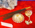 Incensário 'Flor Dourada' em Liga Metálica – Elegância e Purificação | 432 Hz